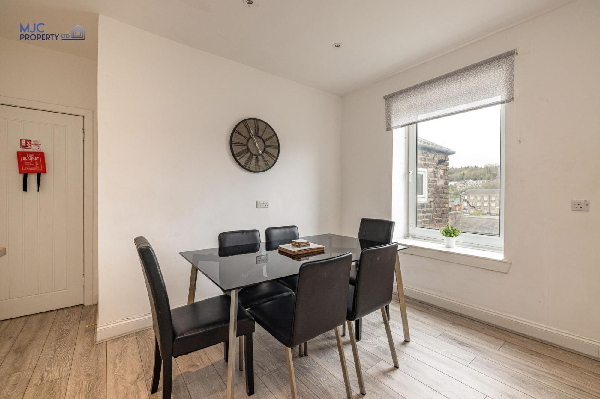 Town Centre Apartment Хоик Экстерьер фото