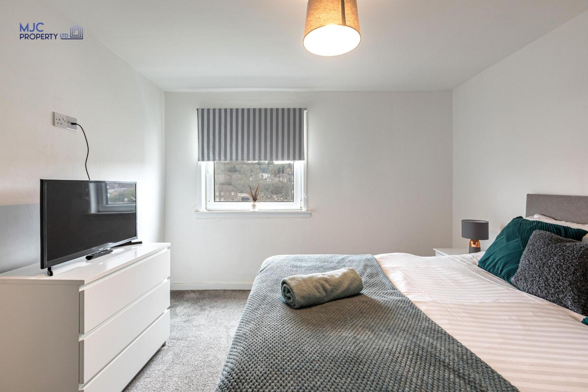Town Centre Apartment Хоик Экстерьер фото