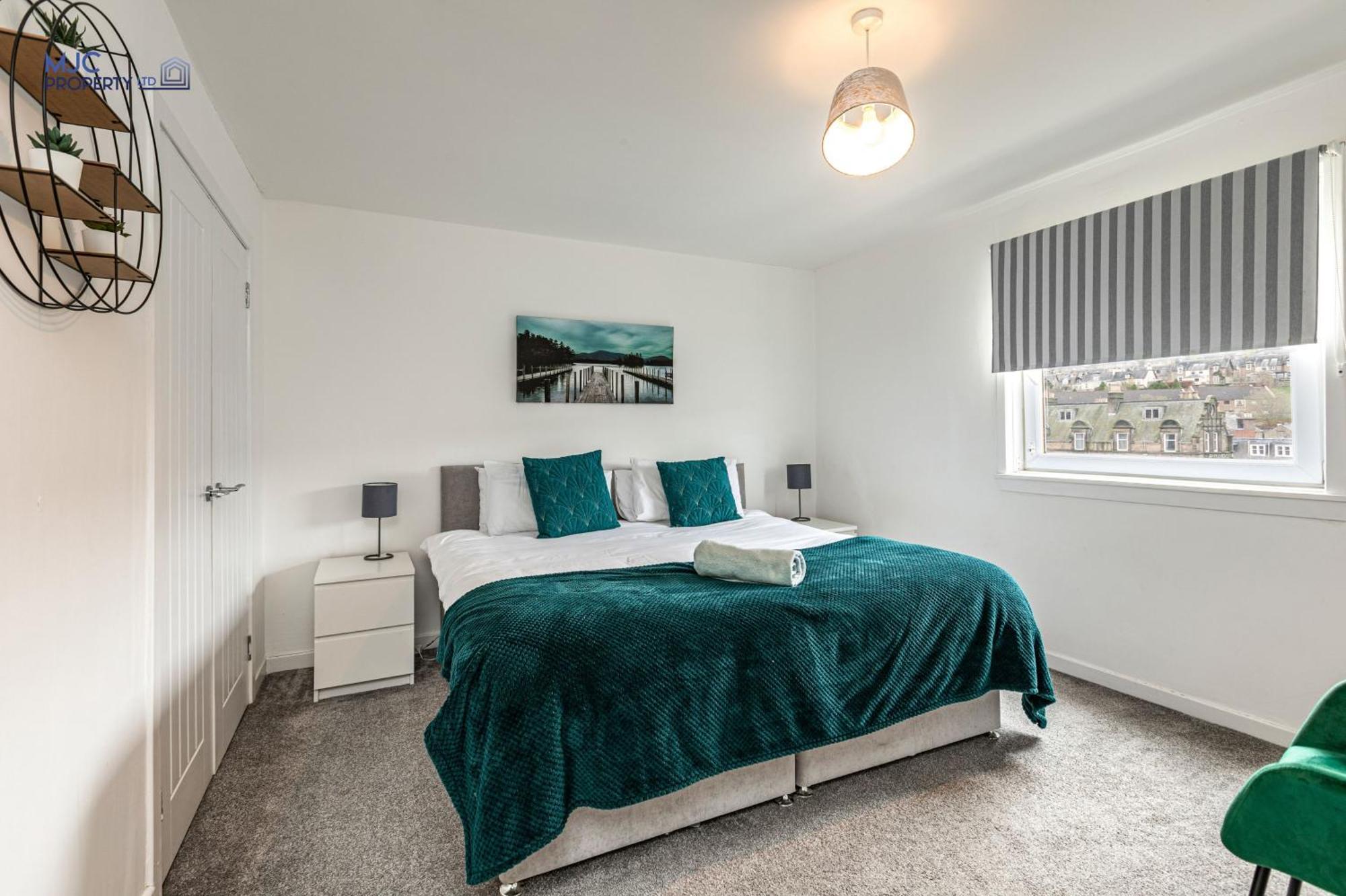 Town Centre Apartment Хоик Экстерьер фото